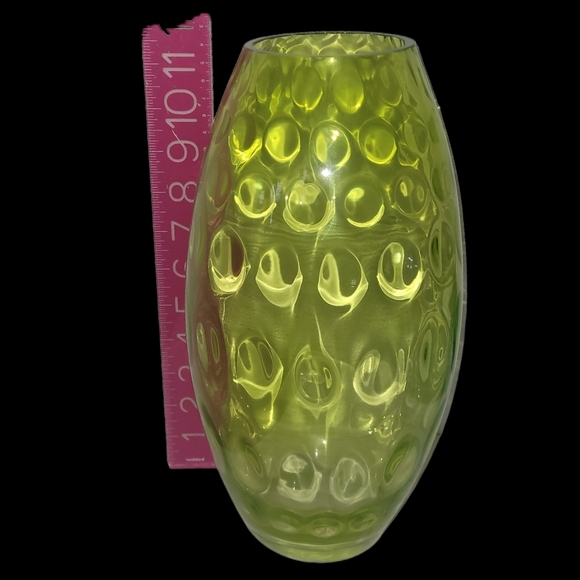Home Essentials and Beyond Thumbprint Inverted Green Vase - Picture 6 of 7